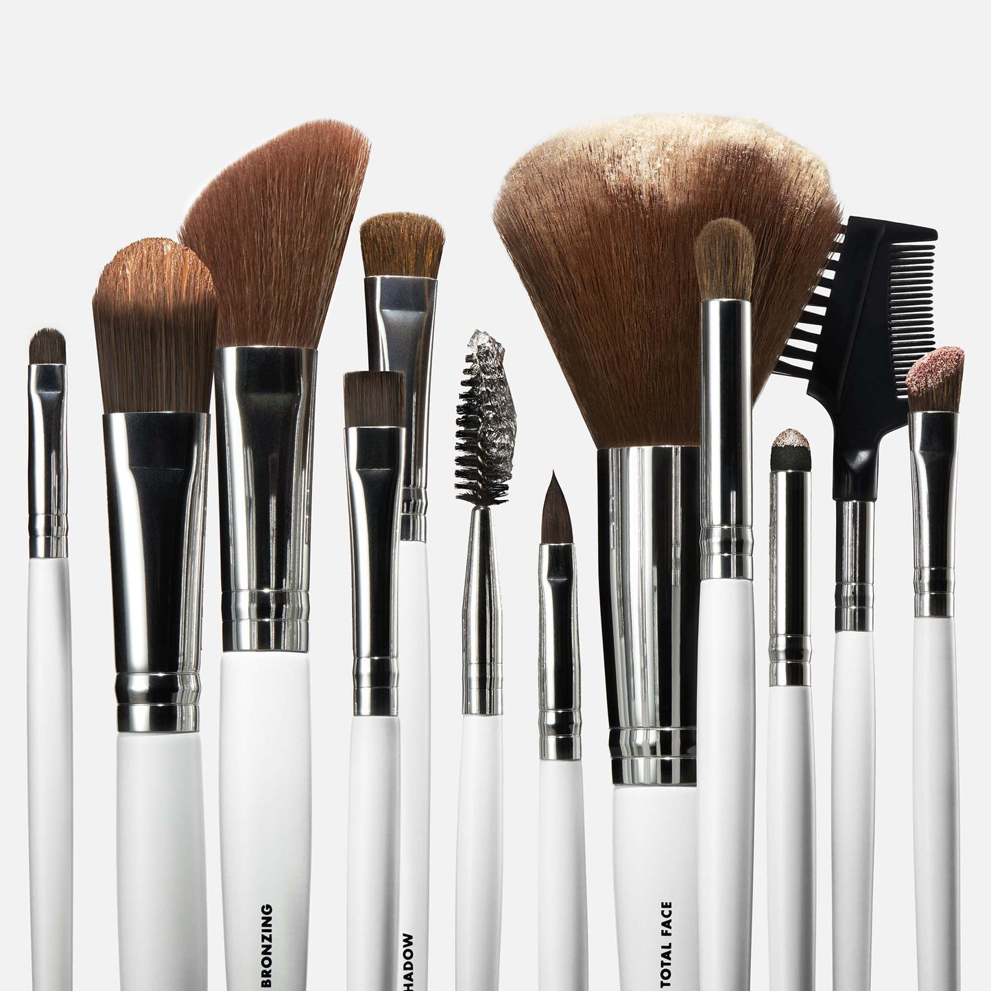professional-set-of-12-makeup-brushes-n8 040523_SL_12PieceBrushKit_0001_FocusStack01_FINAL_RGB_IGF.jpg