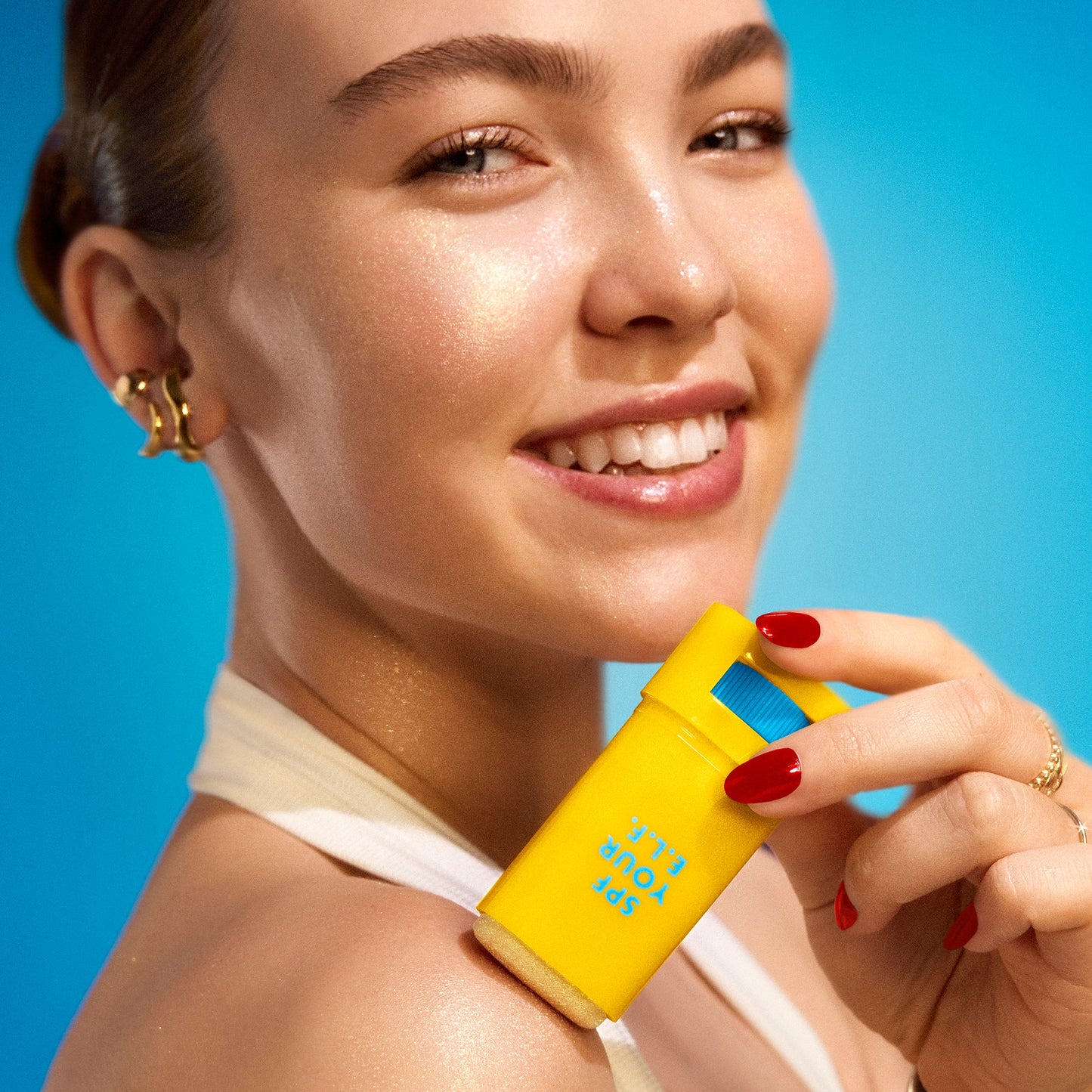 suntouchable-invisi-stick-spf-50-glitz-c2 030526_SKIN_Haley_Invisistick-Glitz_0987_w3QC_IGF.jpg