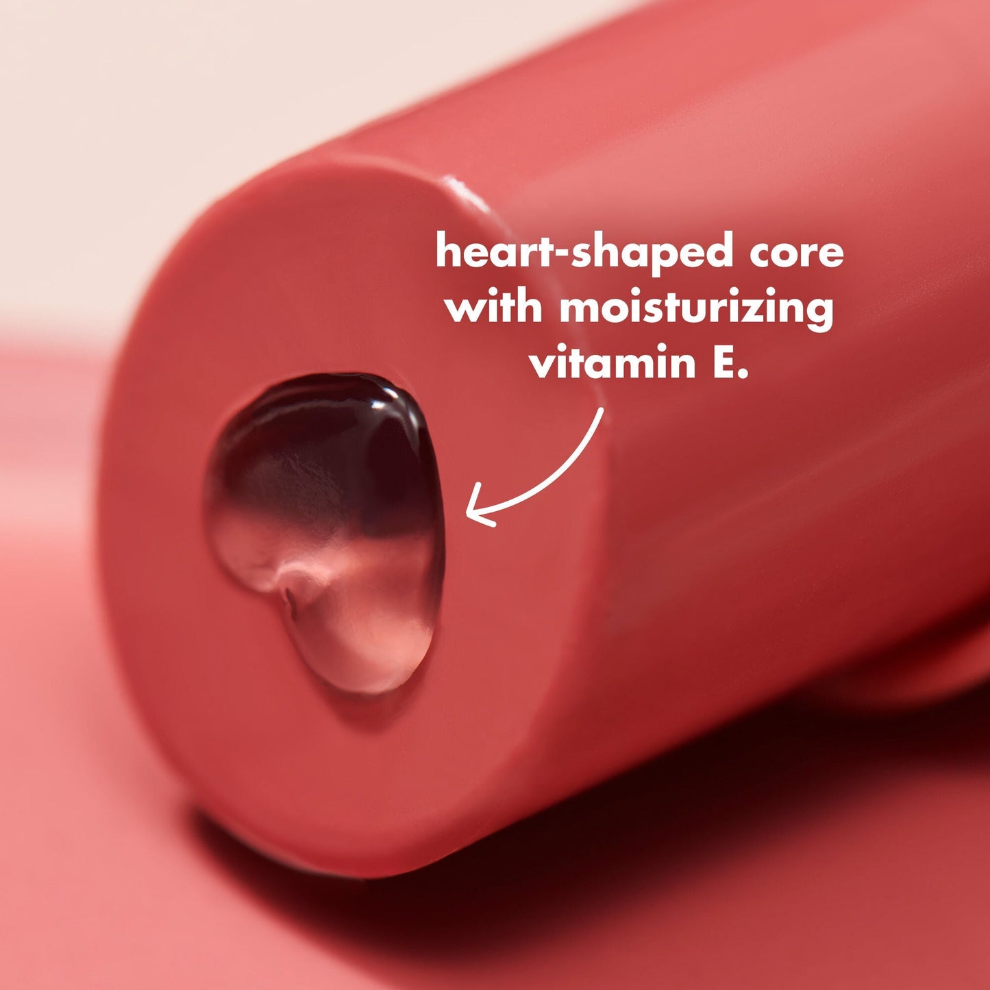 hydrating-core-lip-shine-a1 0326_EDU_HydratingCoreLipShine_PRODUCTINFO_b4236e19-37d0-403e-bb87-078193a88006.jpg