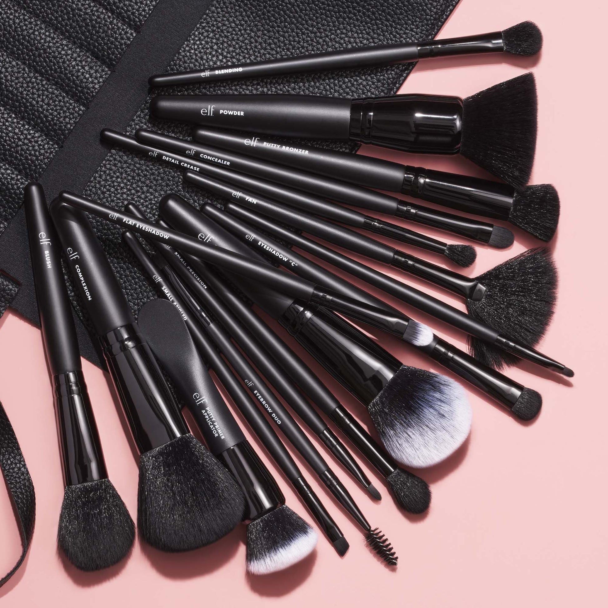 17-piece-ultimate-makeup-brush-set-and-travel-roll-e0 042423_UltBrushSet_V1_Main-2_IGF.jpg