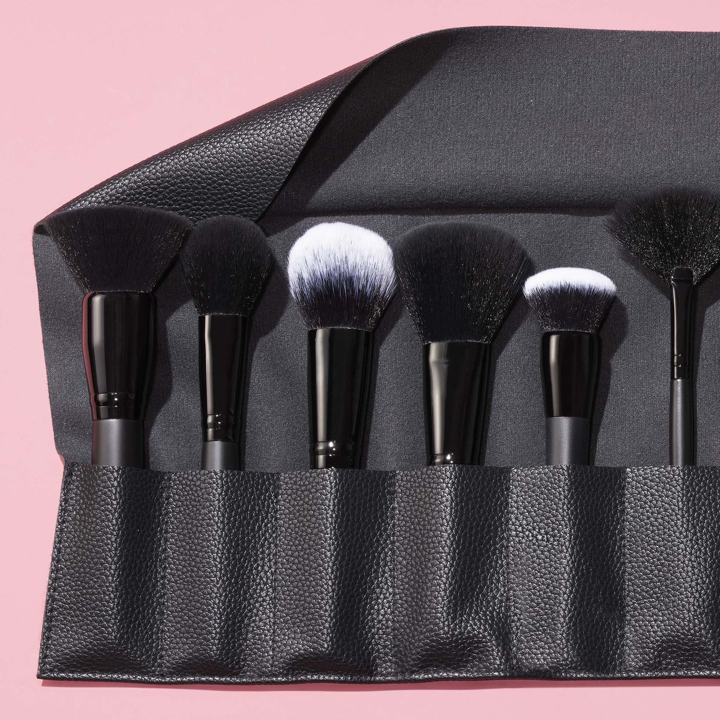 17-piece-ultimate-makeup-brush-set-and-travel-roll-e0 042423_UltBrushSet_V2_Main-2_IGF_carousel1.jpg