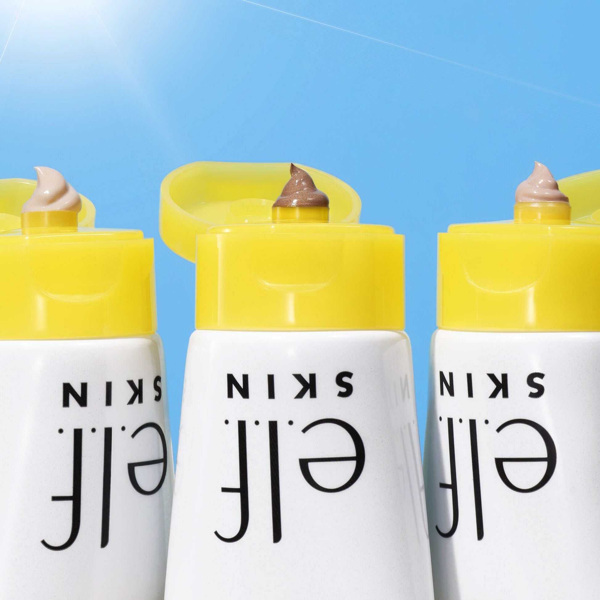 suntouchable-whoa-glow-spf-30-f1 042423_WhoaGlow_Macro_Main-2_IGF.jpg