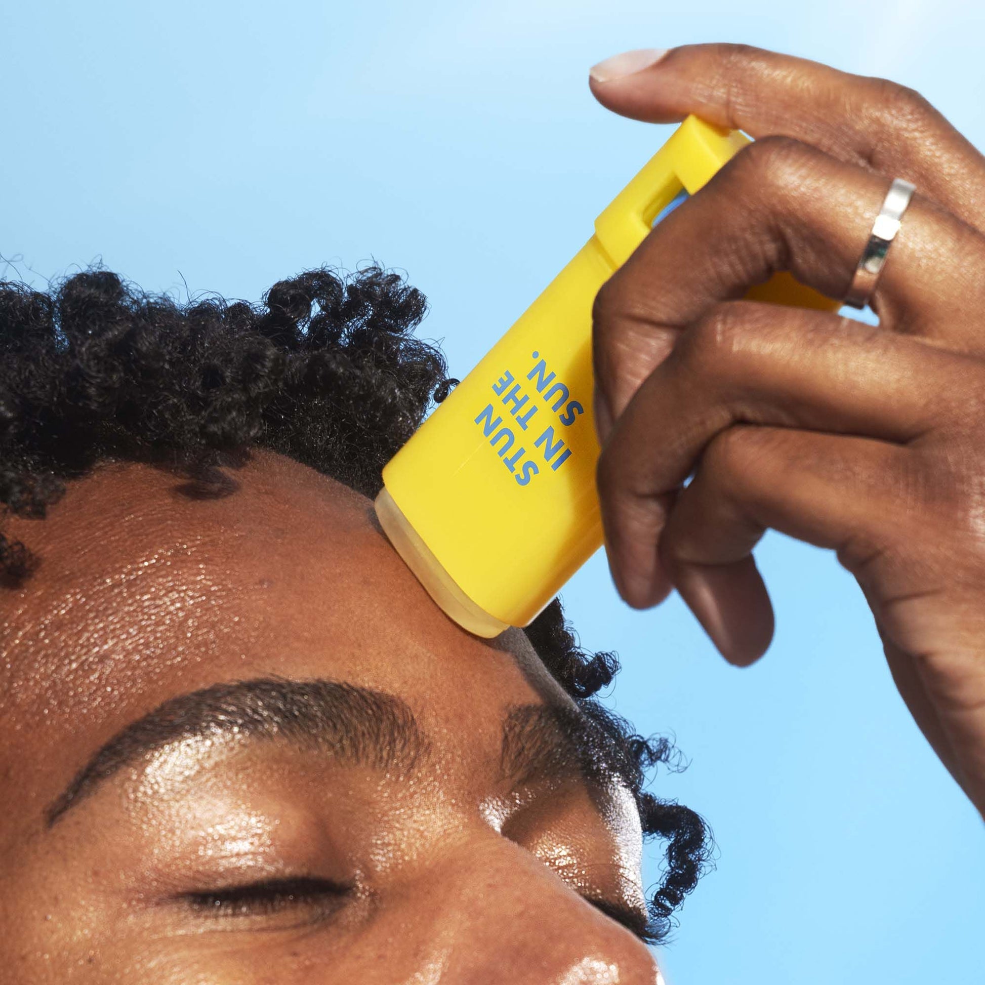 suntouchable-invisi-stick-spf-50-f6 060624_Mikel_InvisiStick_0107_v2_IGF.jpg