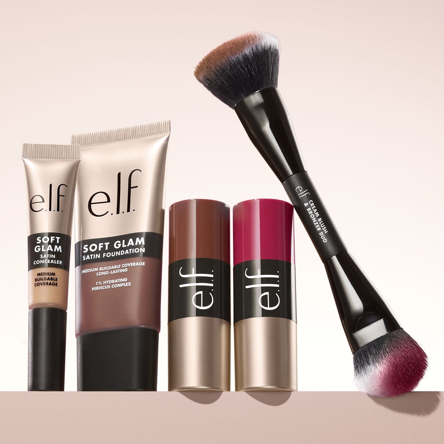 cream-blush-and-bronzer-duo-brush-t1 100225_SoftGlam_Family_0599_MAIN_CLEAN_FOCUS_01_w3QC_RGB_e6629409-dc63-4e11-ad91-1563bf1b72e0.jpg