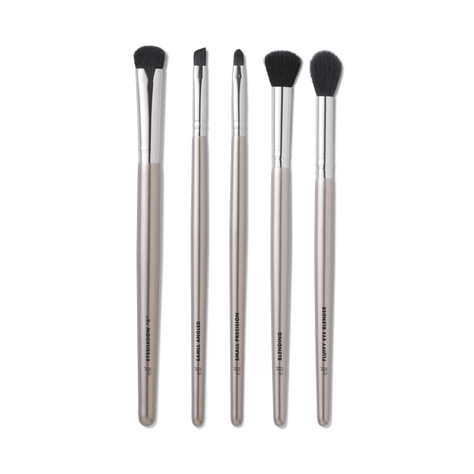 smoky-eye-brush-kit-q7 82021_Open_R.png