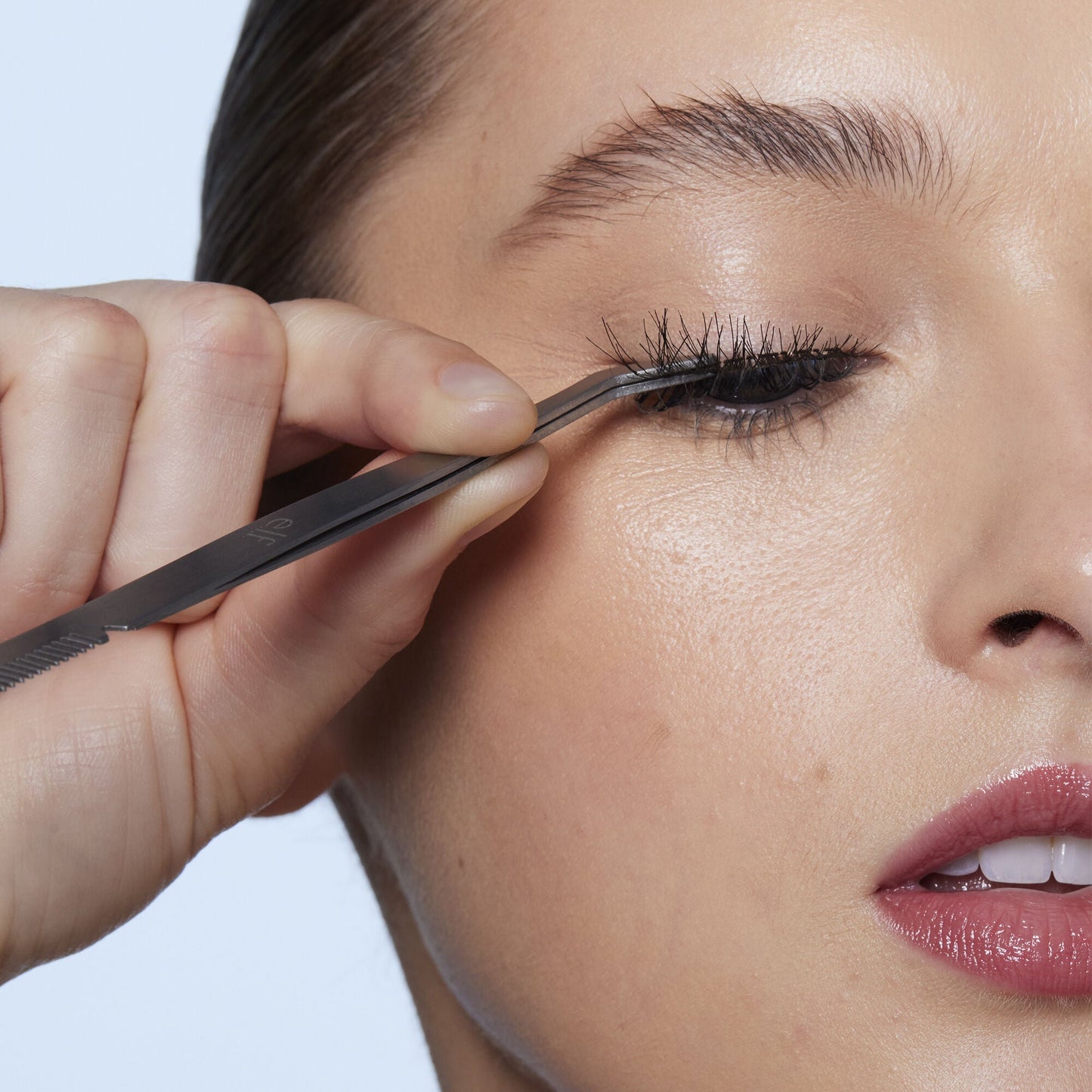 false-eyelash-applicator-v3 84093_False_Lash_Applicator.jpg