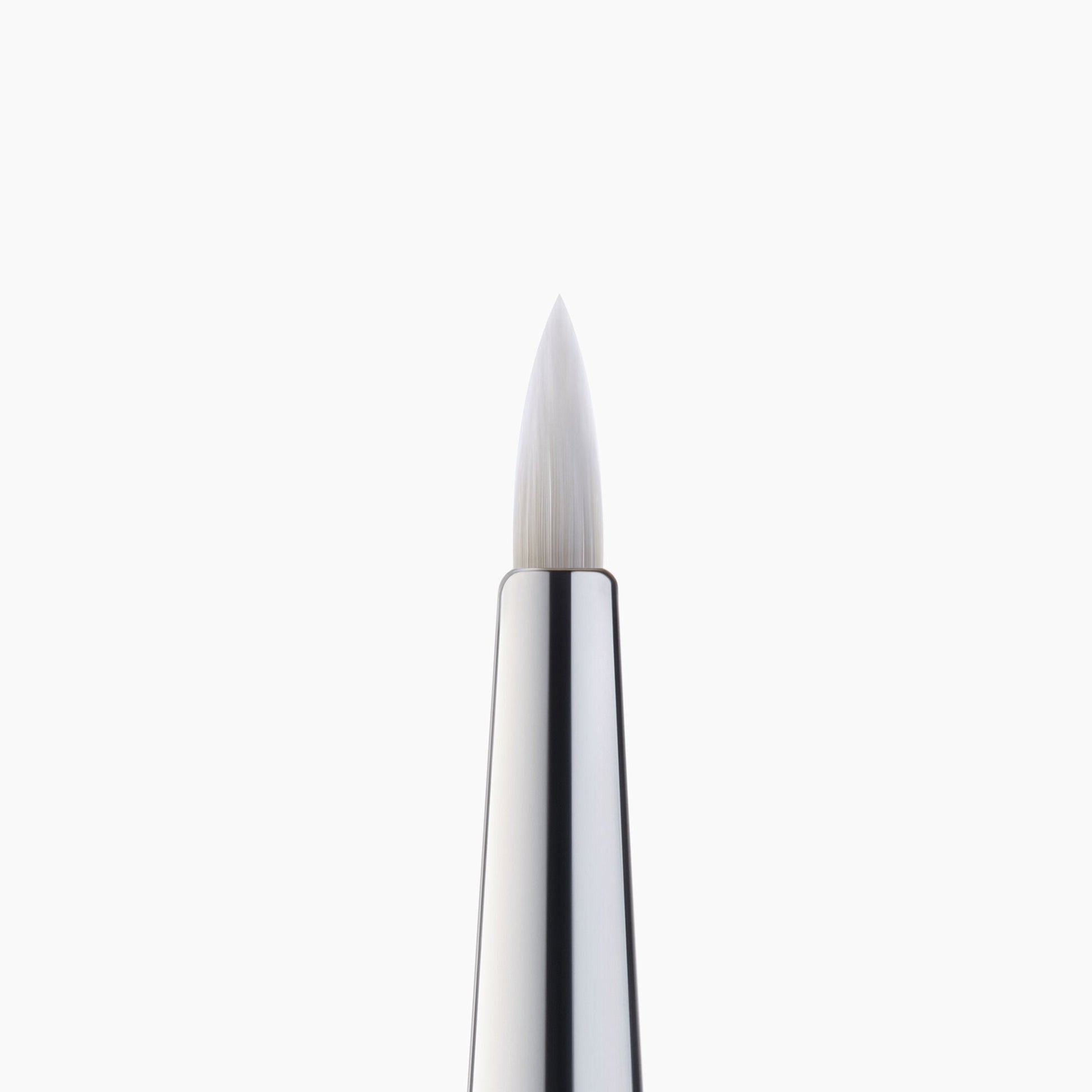 precision-dual-sided-eyebrow-brush-t9 85315_PrecisionEyelinerBrush_Macro_V2.jpg