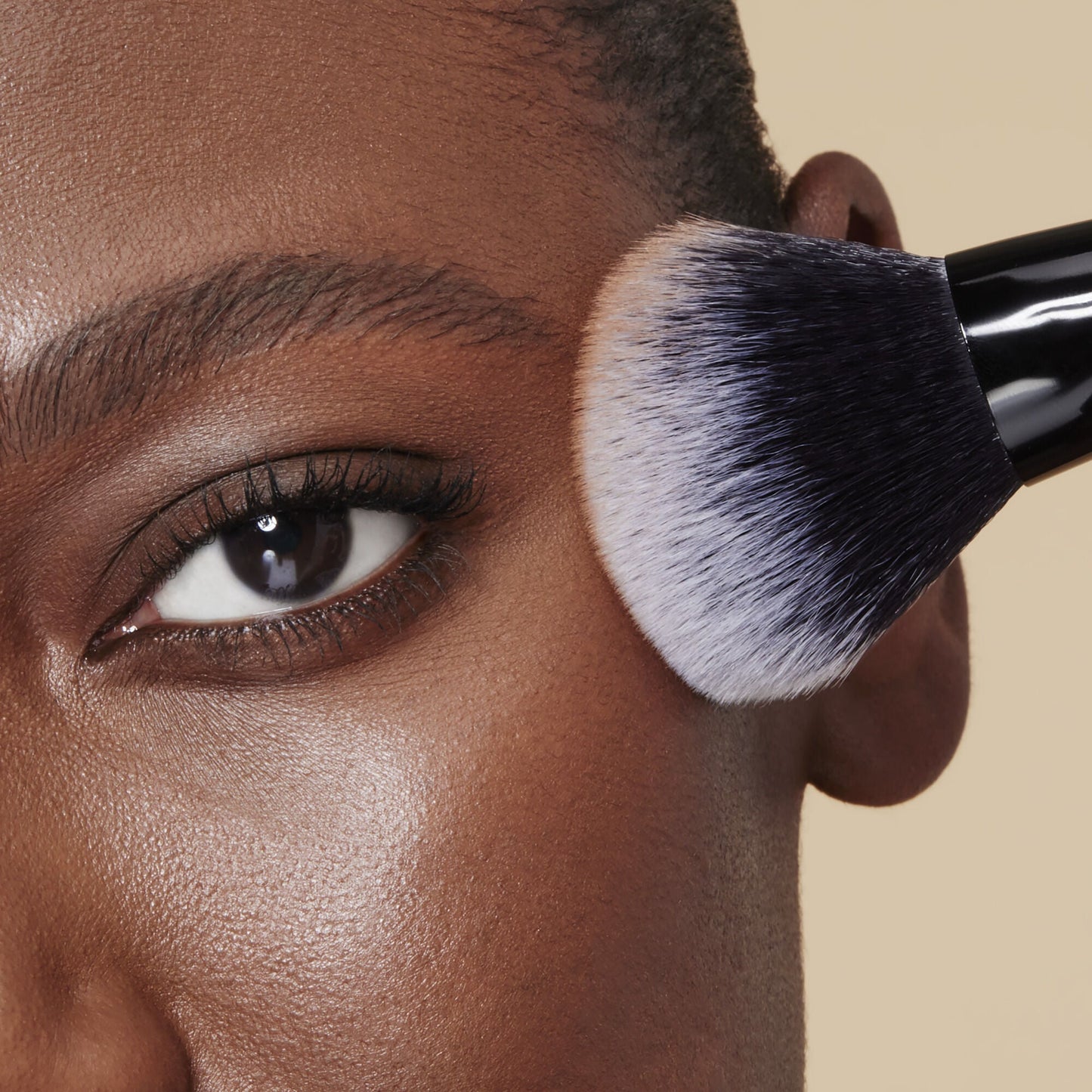 cream-and-powder-face-brush-b0 85352_CREAM_POWDER_FACE_BRUSH_DJ_0197.jpg