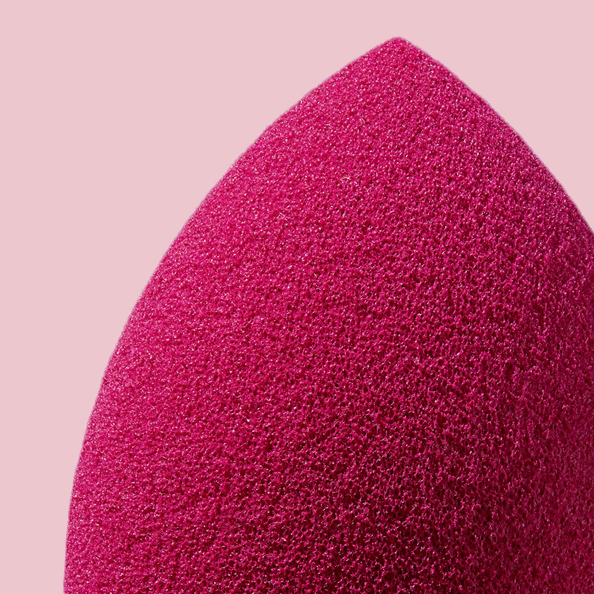 total-face-sponge-p5 totalfacesponge_082019_SL_025_A1_IGF_f00f12e5-eb4c-4725-999d-0776259919b8.jpg
